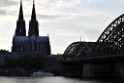 PSpringt kein Suizid Brueckenspringer Koeln Hohenzollernbruecke P159